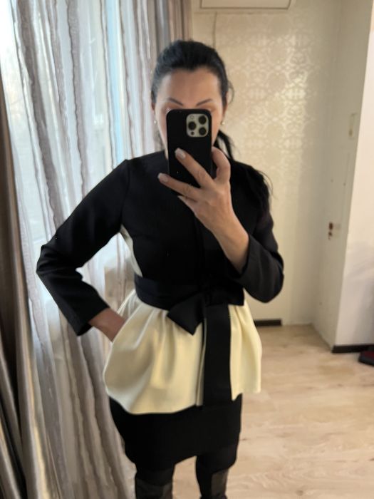 Женский пиджак.