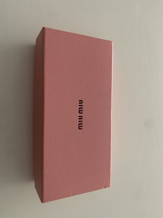 Miu Miu- oculos de sol