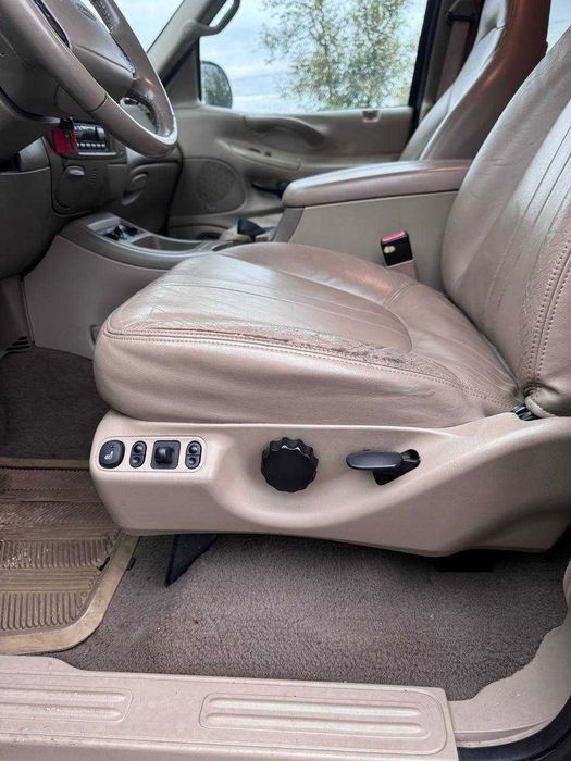 Ford Expedition 5.4L Triton Eddie Bauer (2000) USA Import | 133к миль