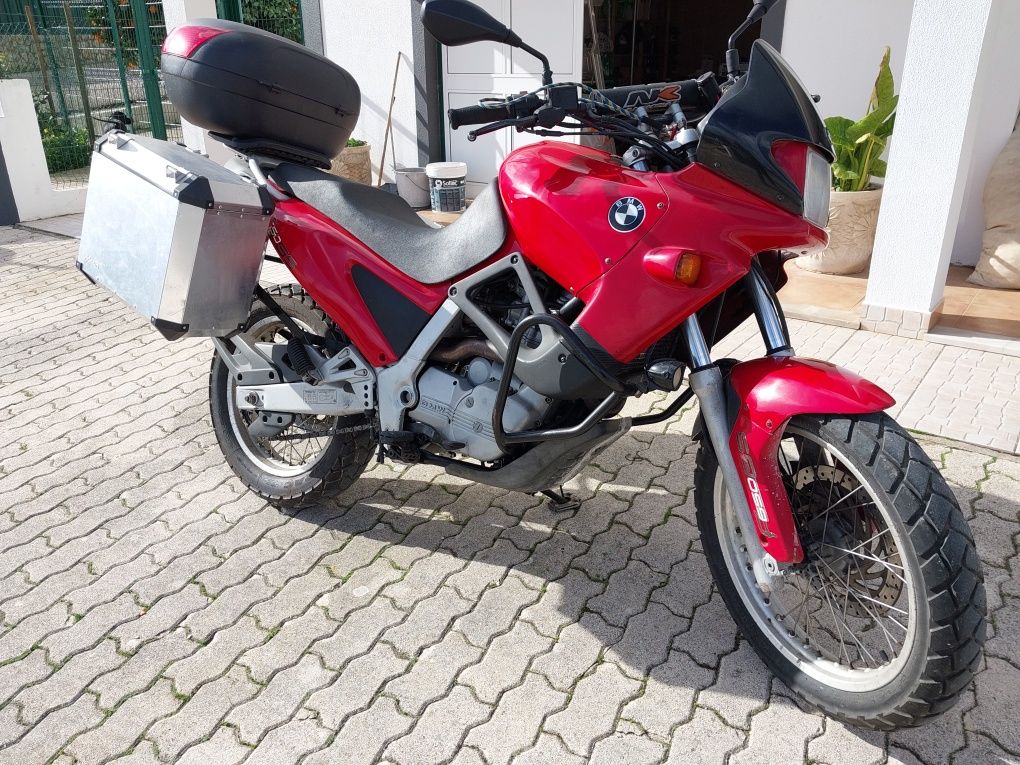 BMW GS 650F em muito bom estado