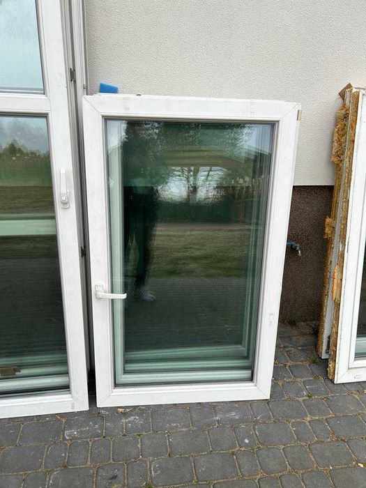Okna i drzwi PCV BEZ OŚCIEŻNICY producent Okfens z demontażu