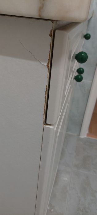 Movel de casa de banho com espelho e pedra mármore. 
Dimensões
- 195 c