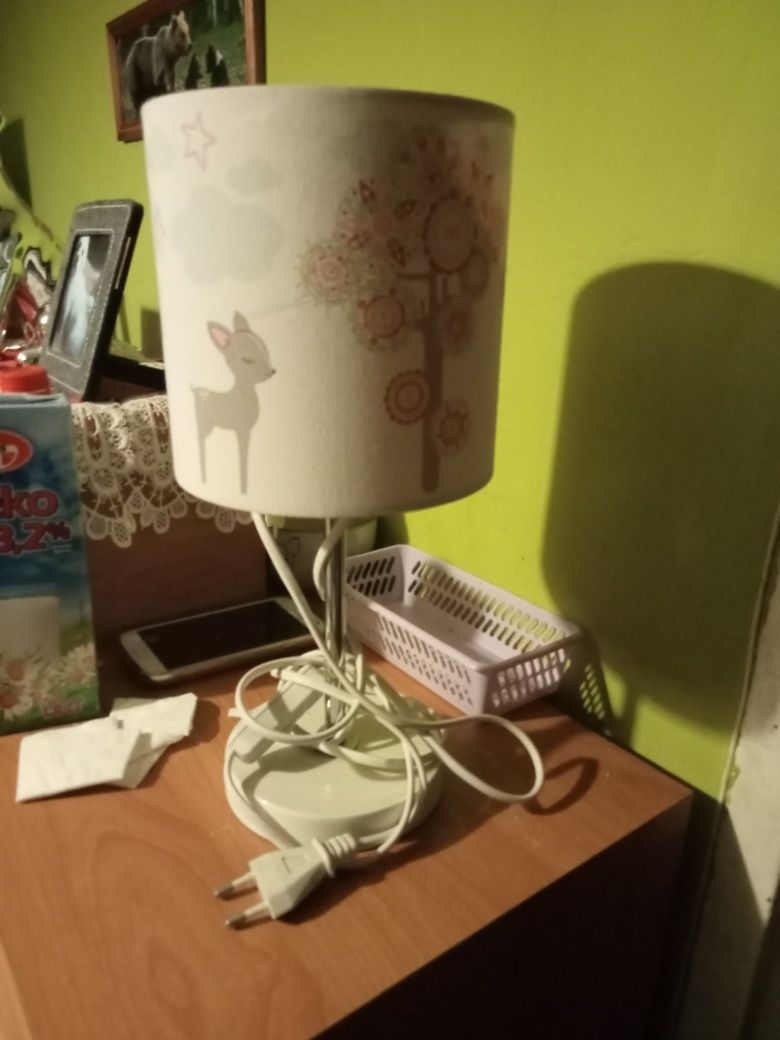Lampa na biurko dla dzieci