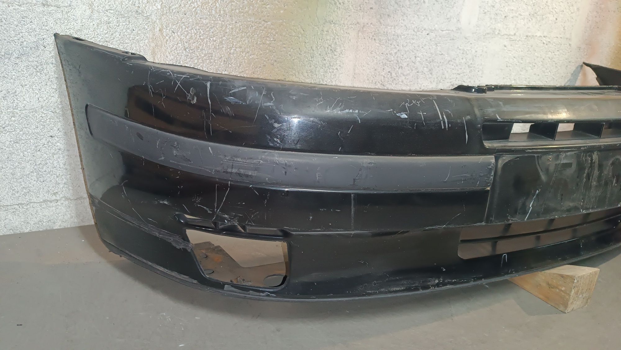 Vendo parachoque de frente Fiat Punto ano 1994/98