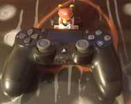 Comando PS4 oficial em muito bom estado