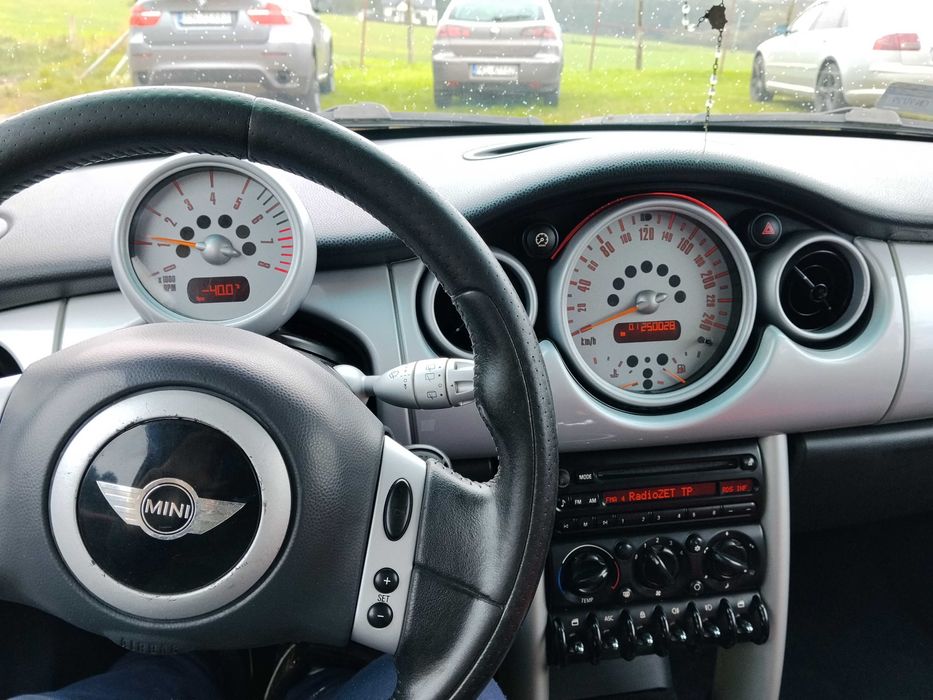 Mini Cooper One 1.6 B 2004
