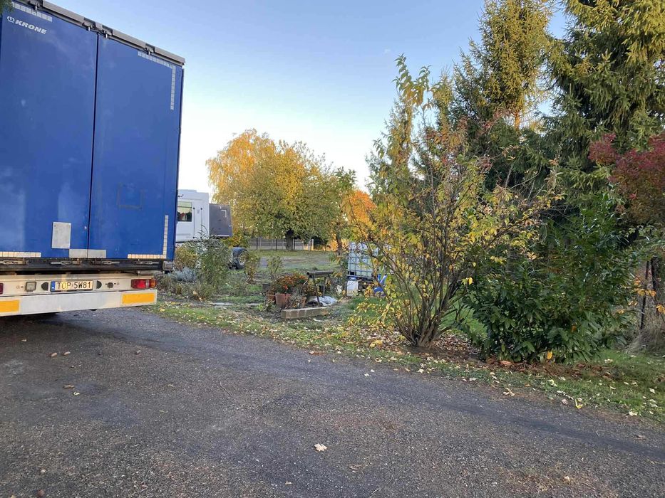 Zadbany dom  , duże budynki ,  2,34 ha ziemi wokół bud.