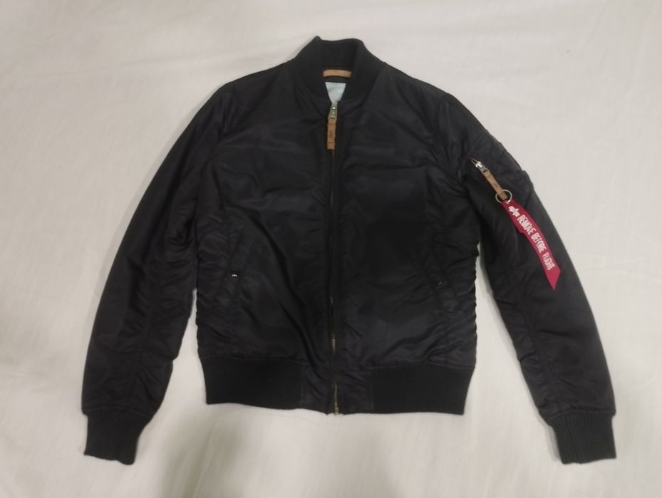 Бомбер альфа розмір медиум оригінальний