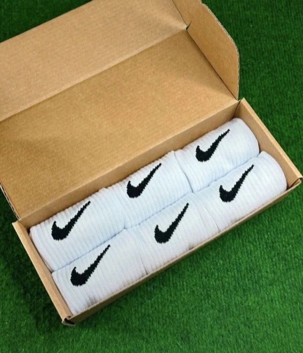 Nike Wysokie Białe Skarpety 6 par Dri-Fit Boks 42-46