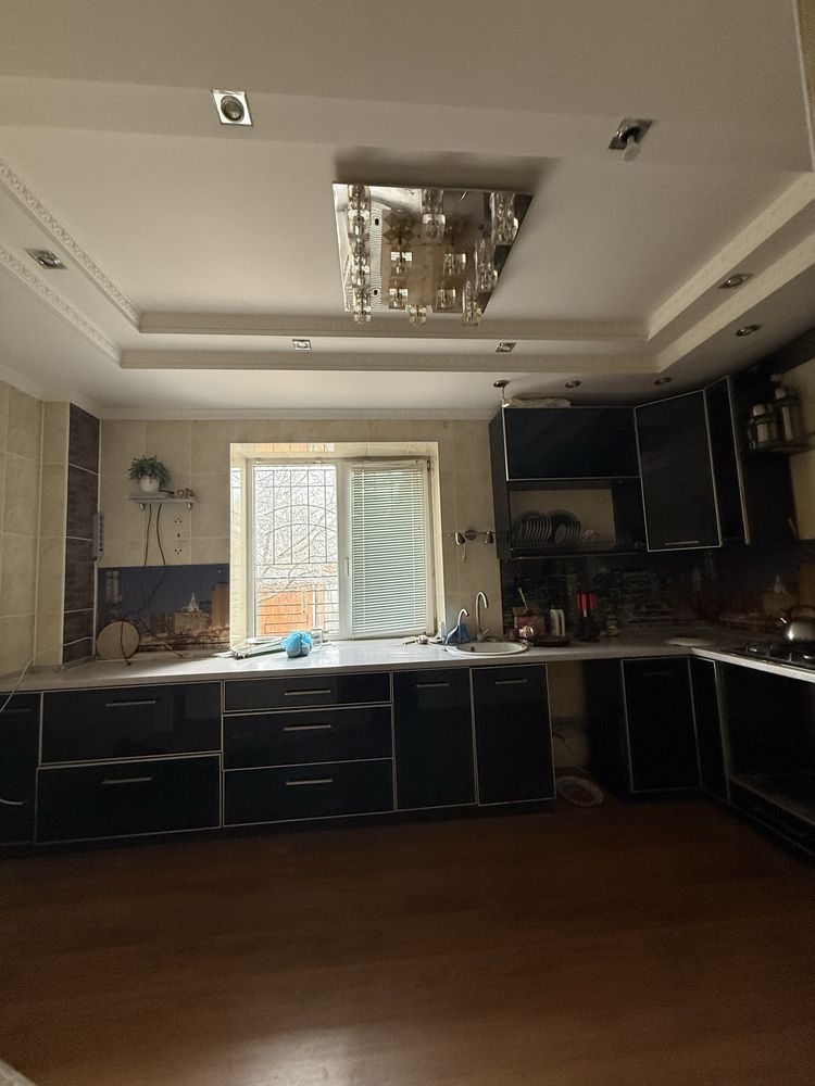 Дом з євроремонтом СРОЧНО