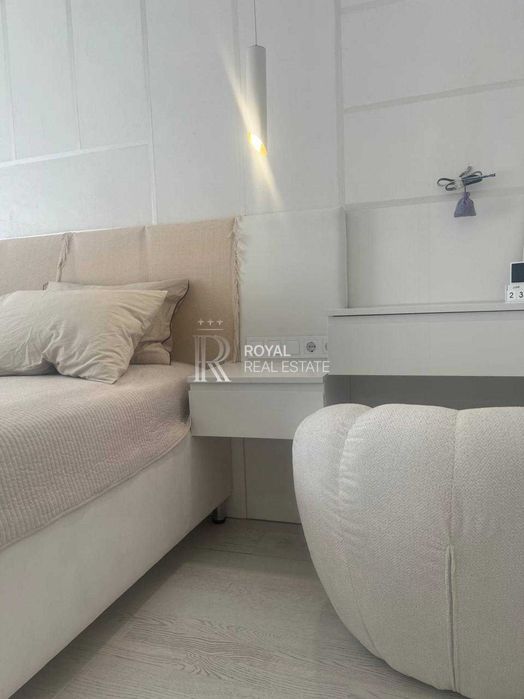 Осещина Продаж Будинку КМ Троянда з Ремонтом 240м2 8 сотих 6к