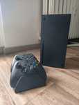 Xbox series X 1TB + 2 pady i ładowarka