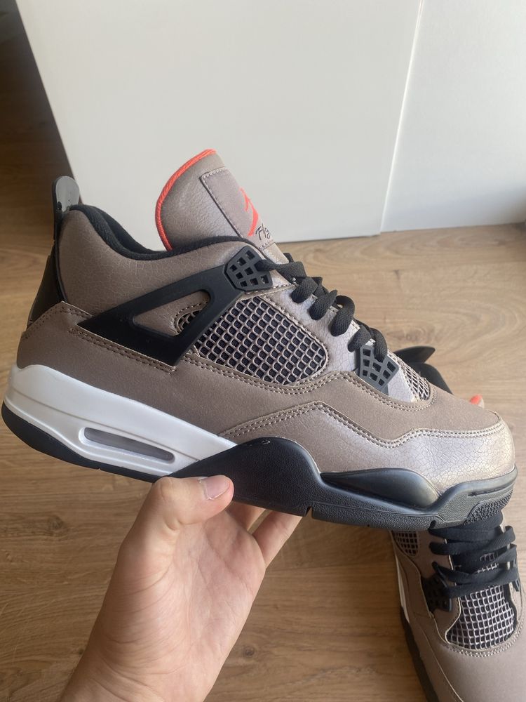 Jordan 4 Taupe Haze