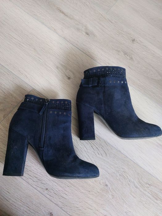 Жіночі черевики осінь-весна