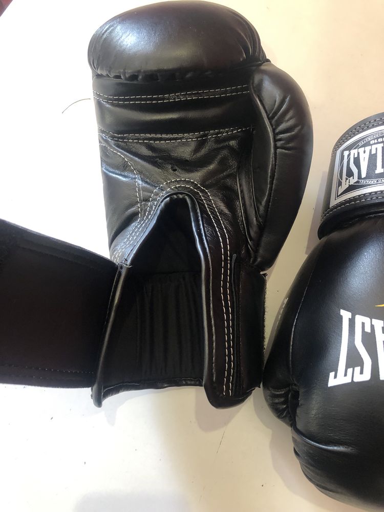 Боксерські рукавиці ШКІРА Everlast 10 12унцій,боксёрские перчатки КОЖА