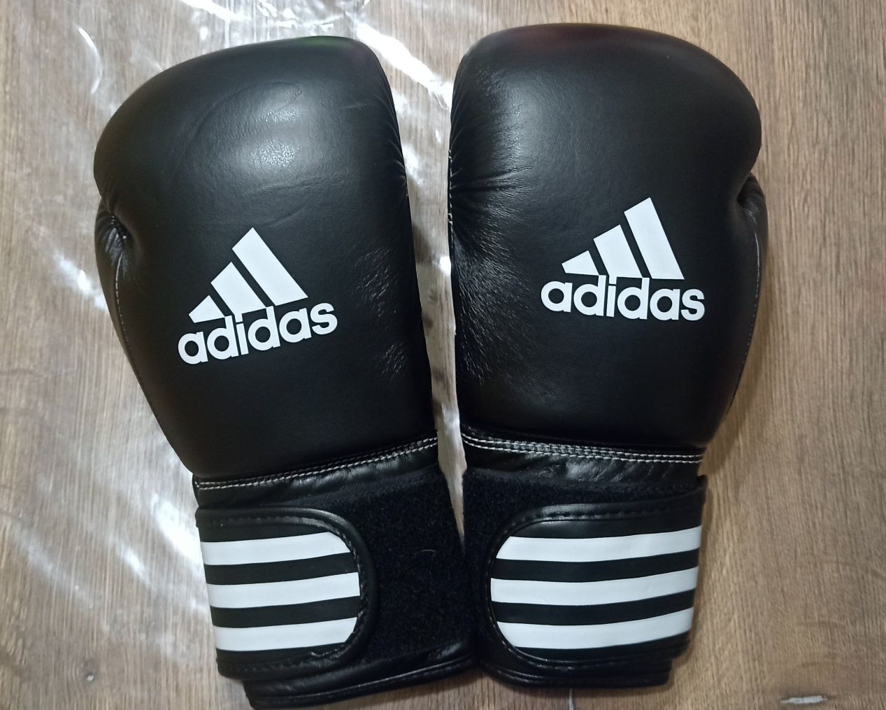 Rękawice bokserskie Adidas