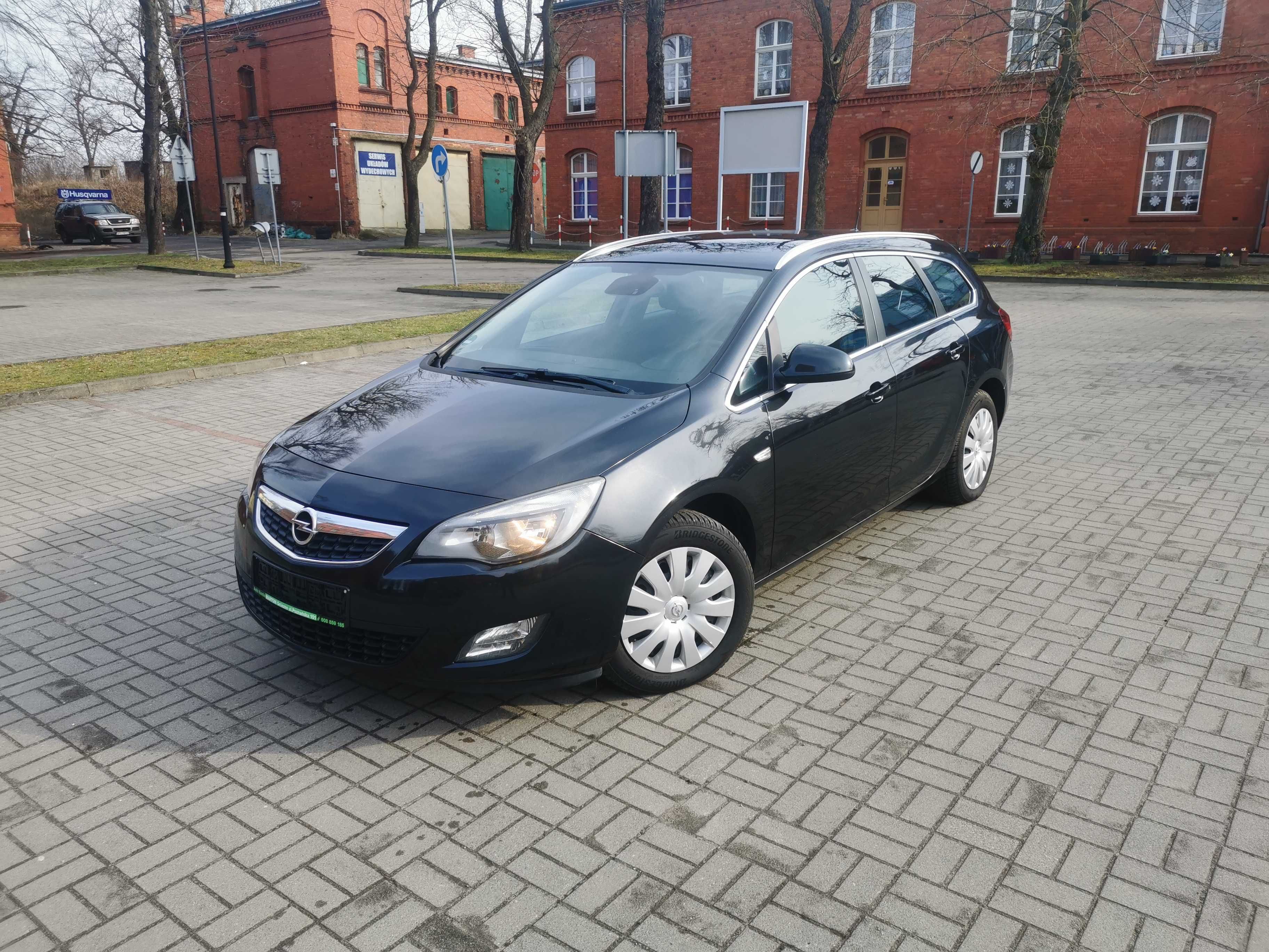 Opel Astra 2.0 diesel+165KM+2012+Climatronic+ESP+8xairbag+Ładny Stan