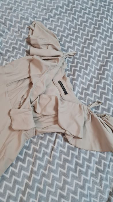 Ніжне, грайливе плаття