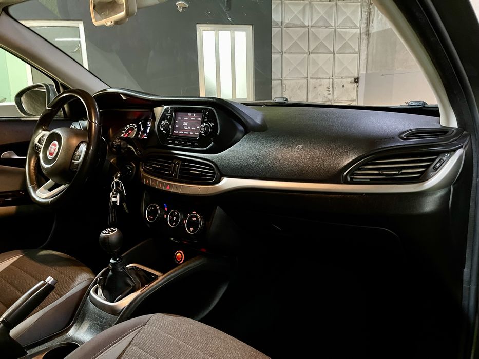 Fiat Tipo 1.6 120cv 2018 (IVA Dedutivel!)
