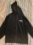 zip up preto com capuz
