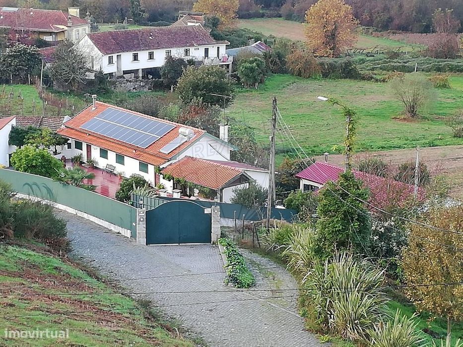 Moradia T5 para venda