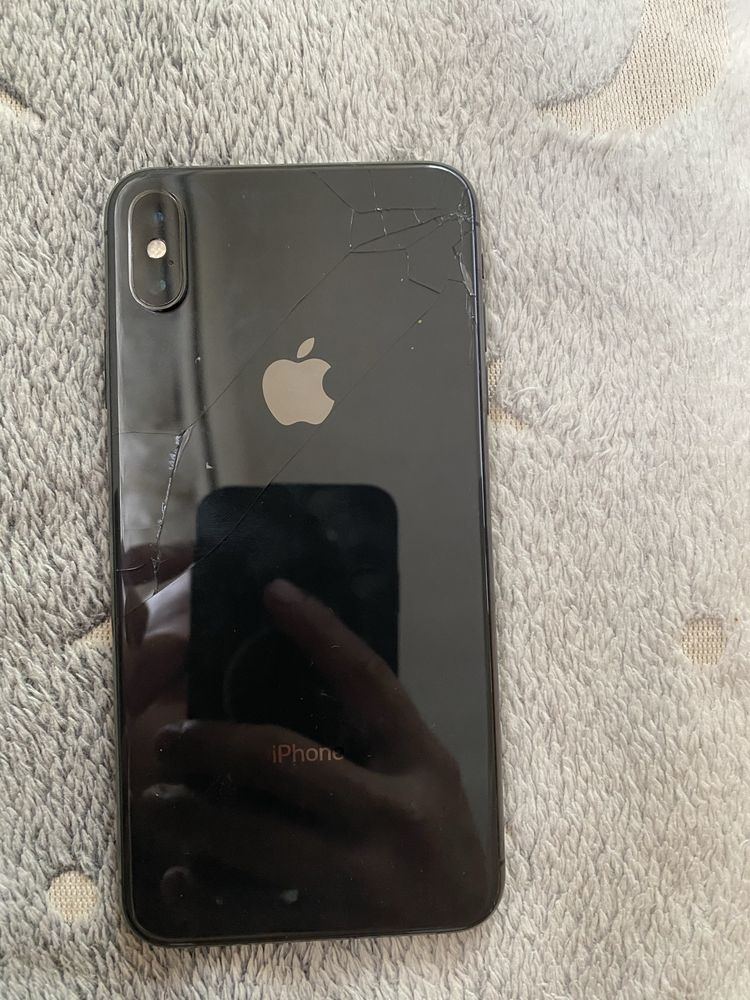 Айфон xs max на 512