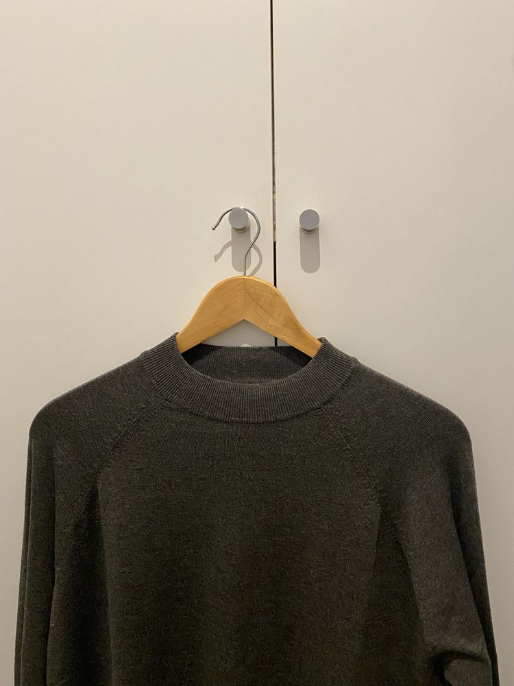 Sweater Cinzenta Zara
