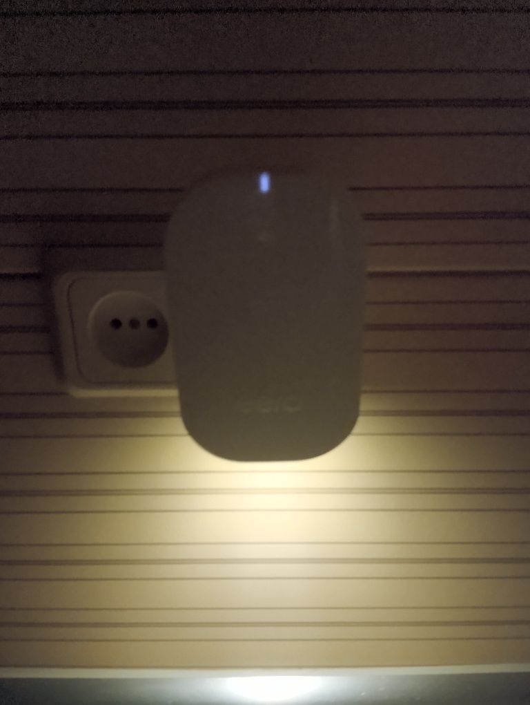Mesh система Amazon eero pro( 1 eero + 2 eero Beacons) 2gen