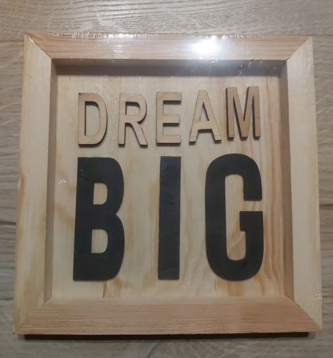 Zestaw obrazków na ścianę