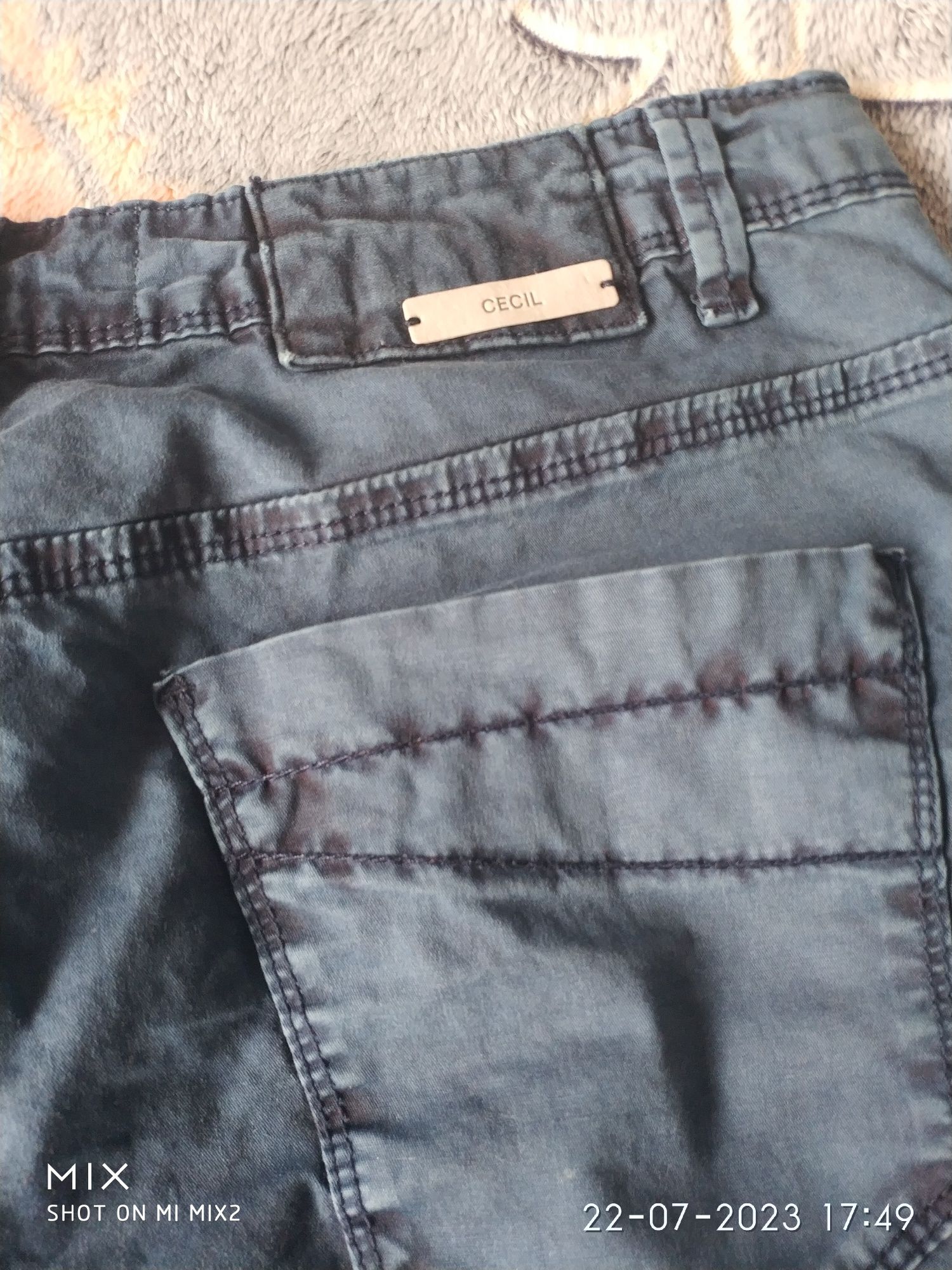 Krótkie spodnie ,jeans 30 Cecil