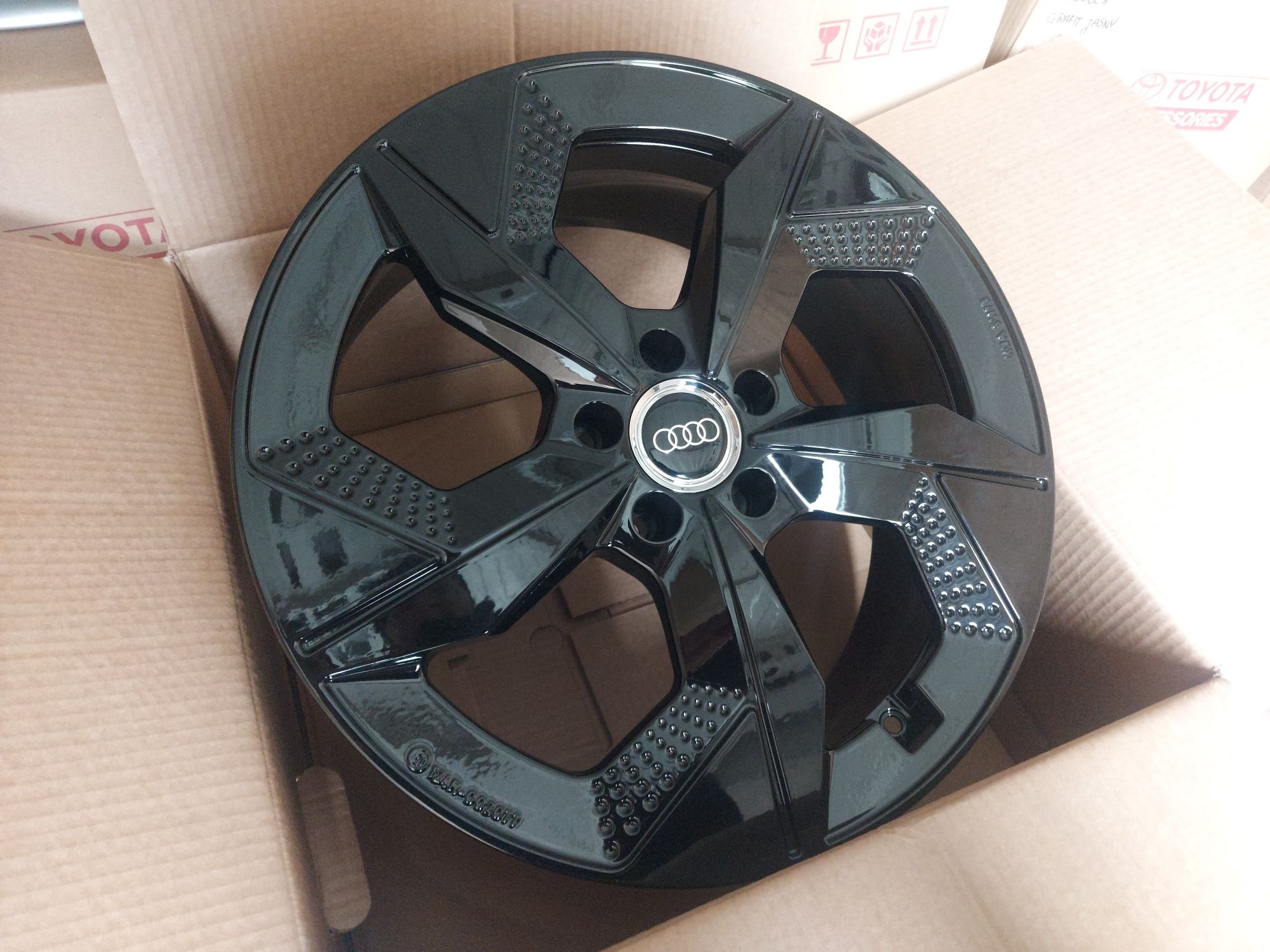 NOWE Alufelgi 19" 5x112 AUDI VW MERC BMW