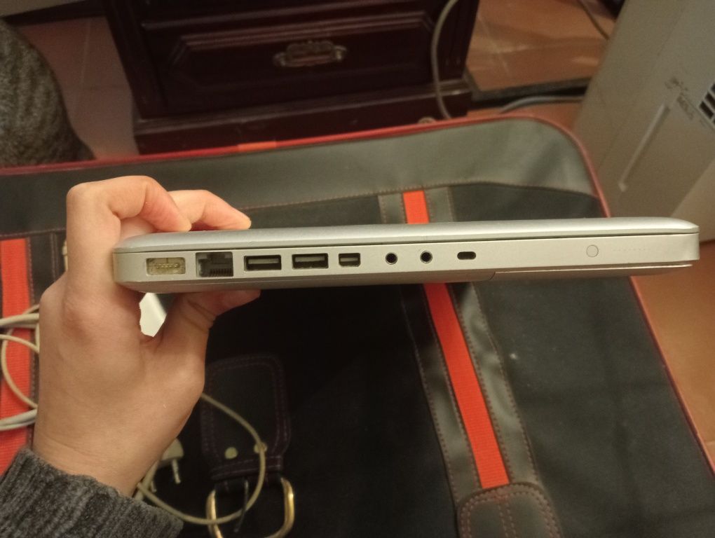 Computador MacBook de 2008