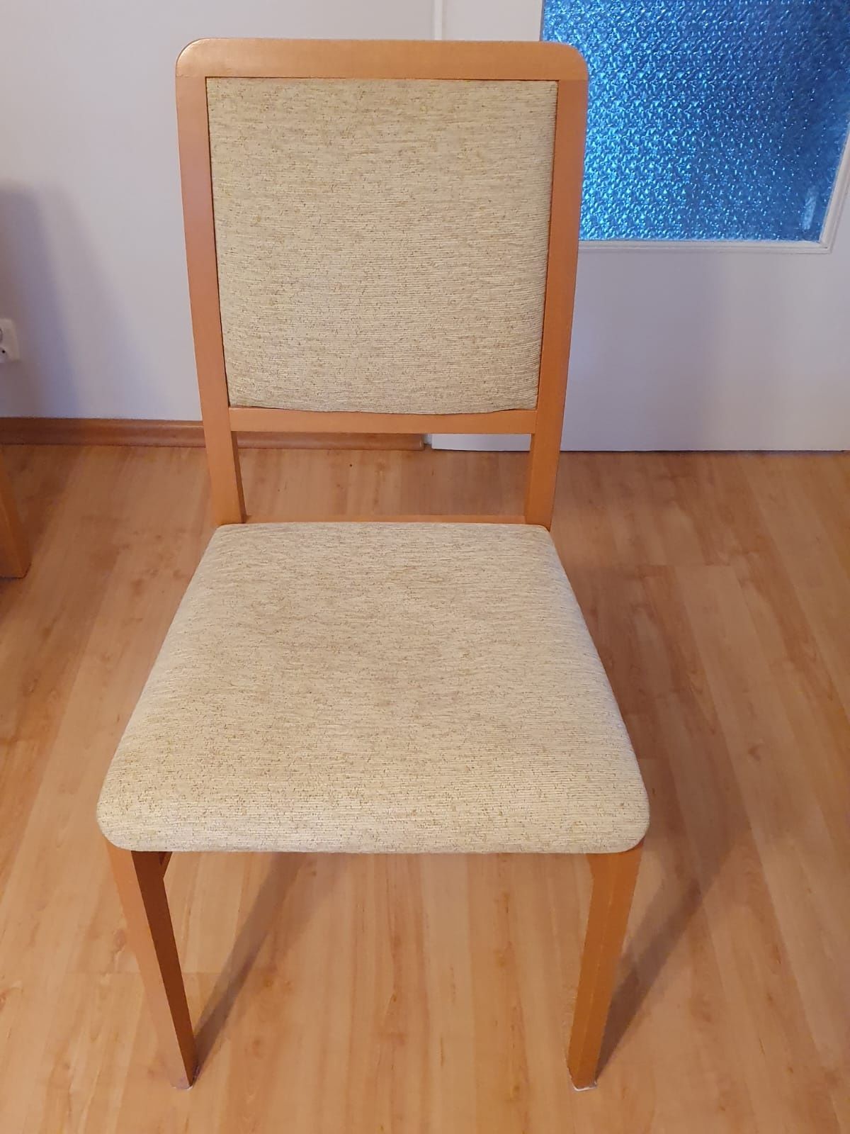 Komplet Stół z Krzesłami Stan Bardzo Dobry