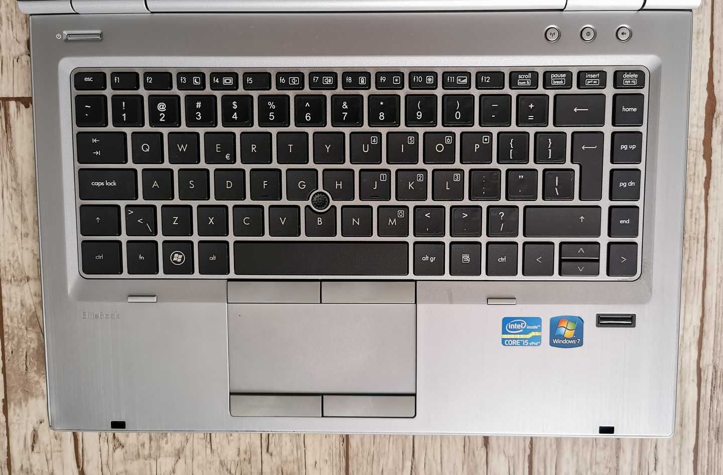 Tani laptop HP 8460p 14" I5 2.5GHz 4GB SSD 128GB idealny