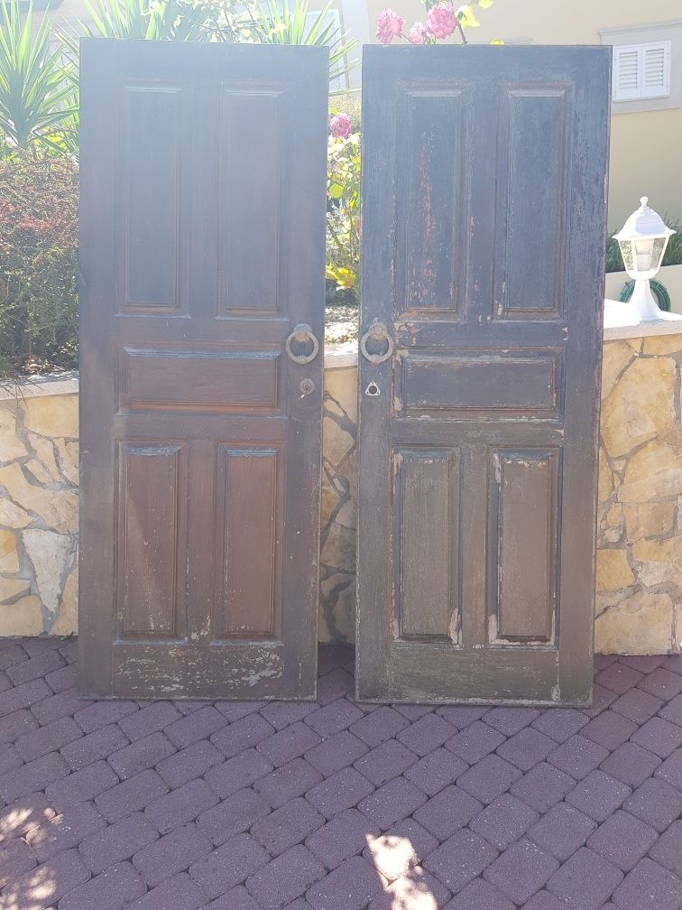 Portas em mogno 2mx0.75m para restauro de pintura apenas