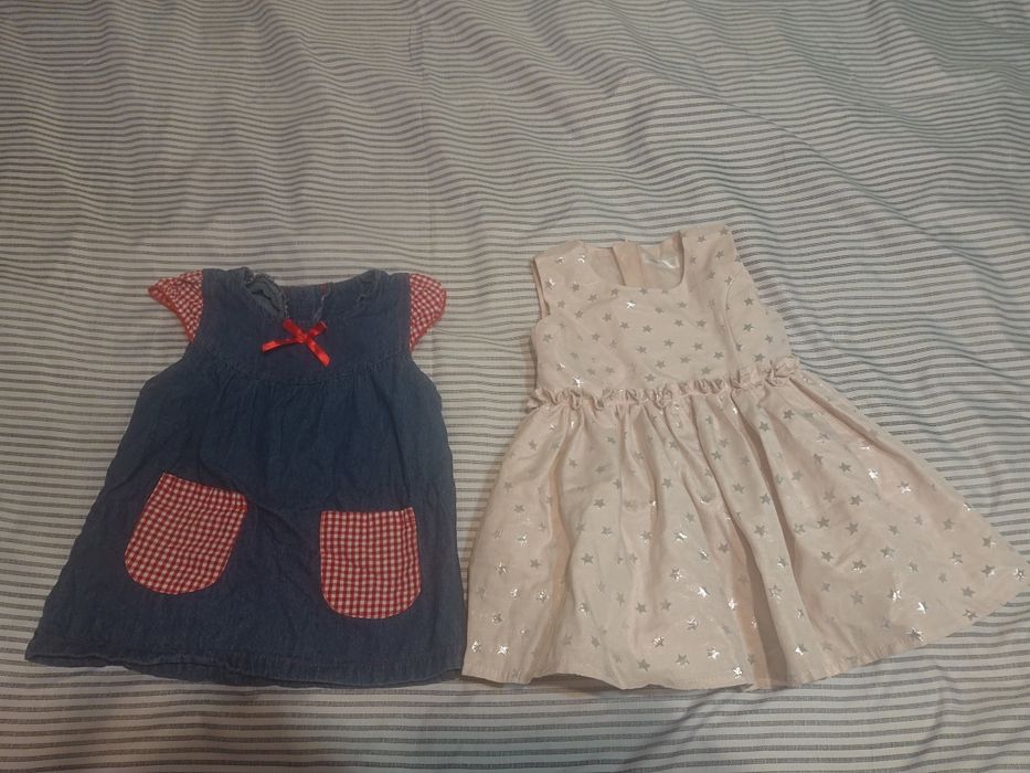 Sukienki zestaw 2 szt rozm 68 ,74