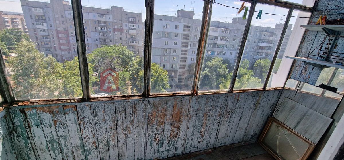 Продаж 2 к. квартири. Космос. Комарова.