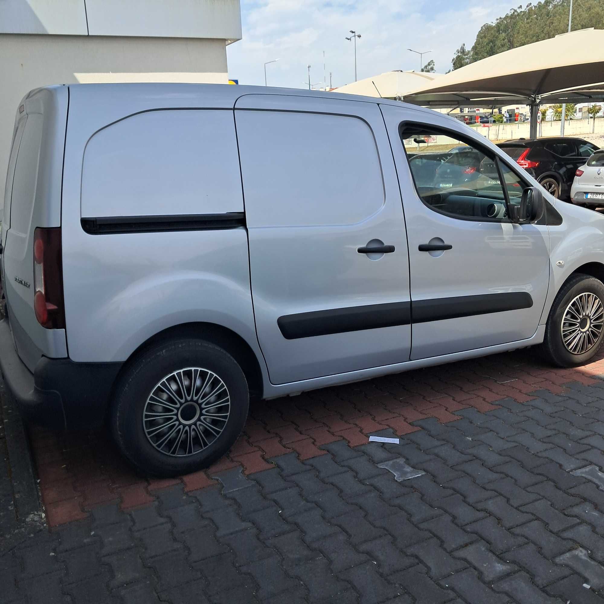 Peugeot 1.6HDI  Cor cinza