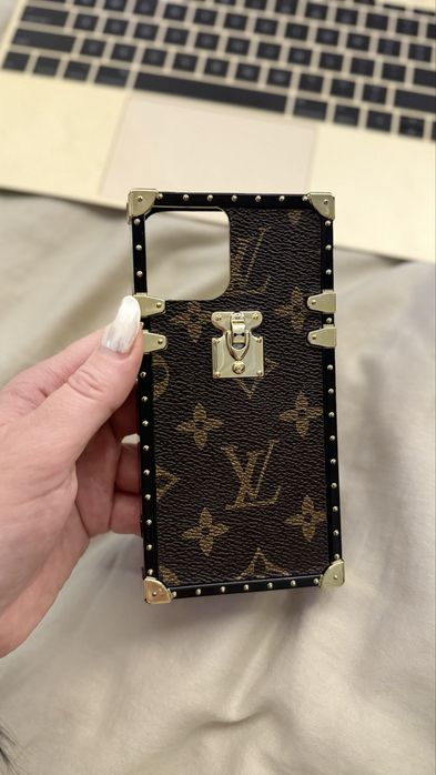 Чохол на iphone 11pro