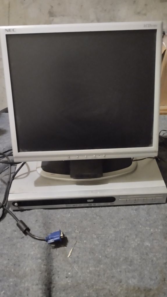 Monitory komputerowe