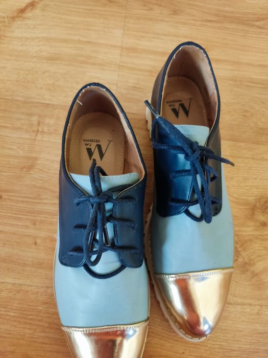 Туфлі Vanessa wu 37 розмір