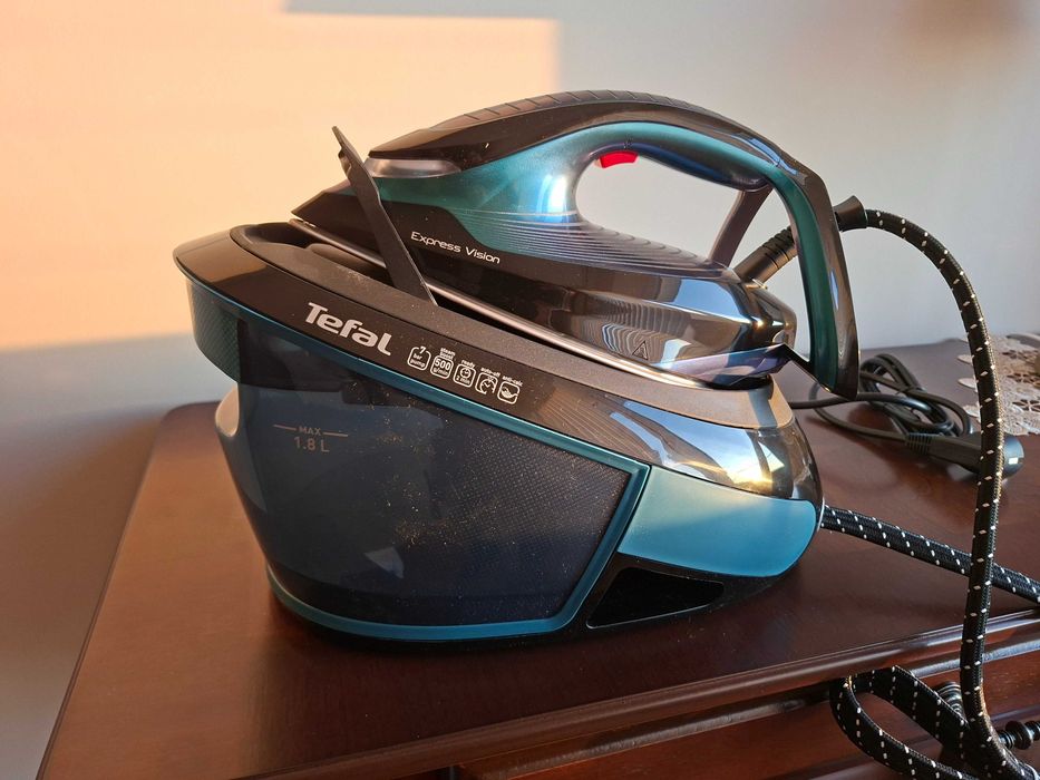 Generator pary Tefal Express Vision SV8151