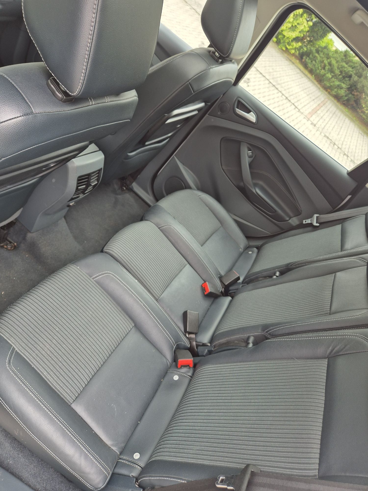 Ford C-Max Titanium 1.0 Benzyna