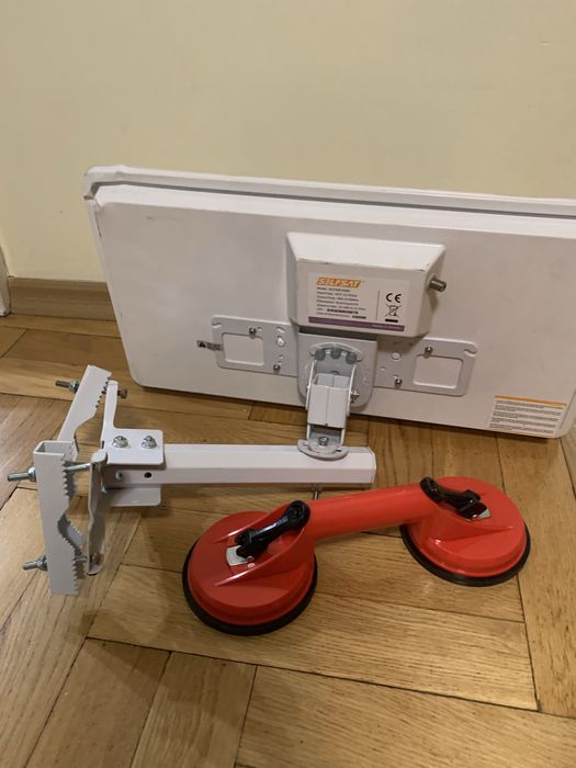 Antena satelitarna płaska,mała,lekka Selfsat