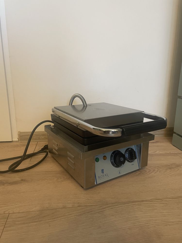 Gofrownica Waffle Maker RCWM-2000-E rocznik 2021 (użyta raz)
