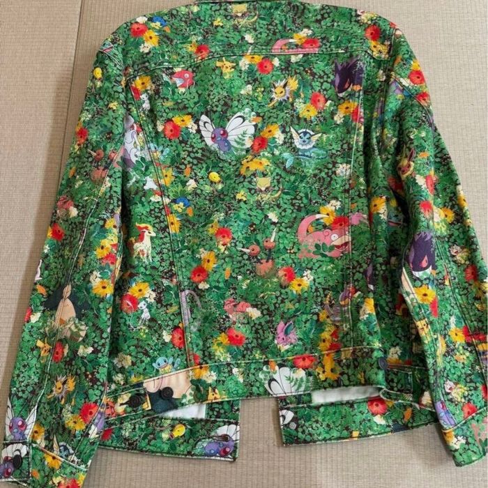 Levis X Pokemon костюм джинсовый (куртка и джинсы), как новый!
