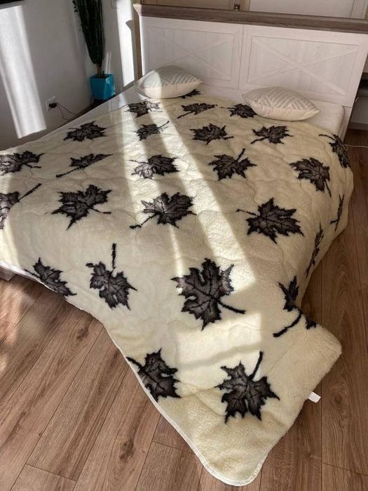 Хутряна ковдра фабрики ОДА  Арктика теплое зимнее одеяло шерстяное