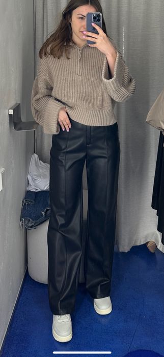 Штани шкіряні , чорні