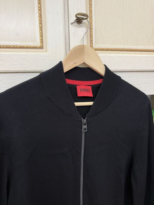 HUGO BOSS на М. Кардиган мужской на молнии.