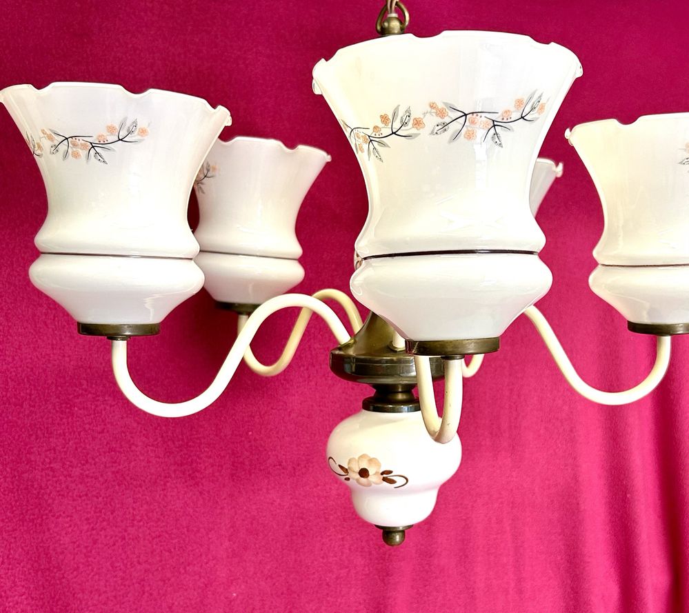 Żyrandol porcelanowy